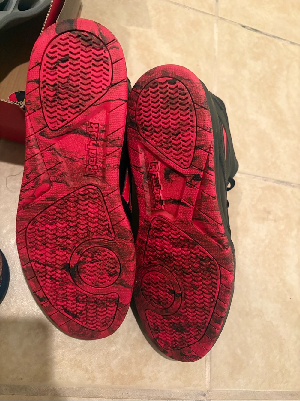 Reebok Men's Black and Red Mid-Top Sneakers - Picture 3 of 5
